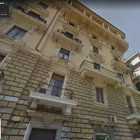 بيت ضيافة Rarityart