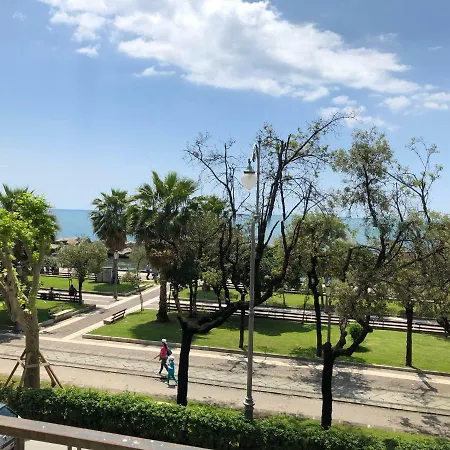 Rarityart بيت ضيافة ساليرنو